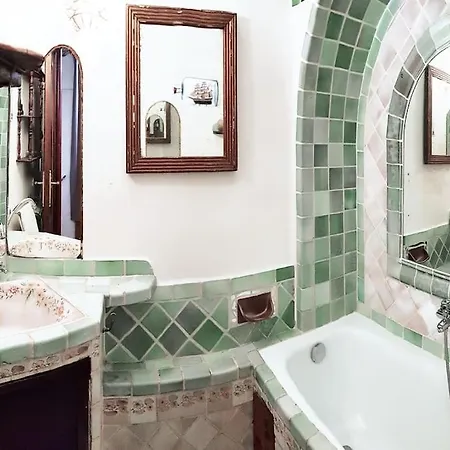 Сasa de vacaciones Maison De Vieille Vue Antibes